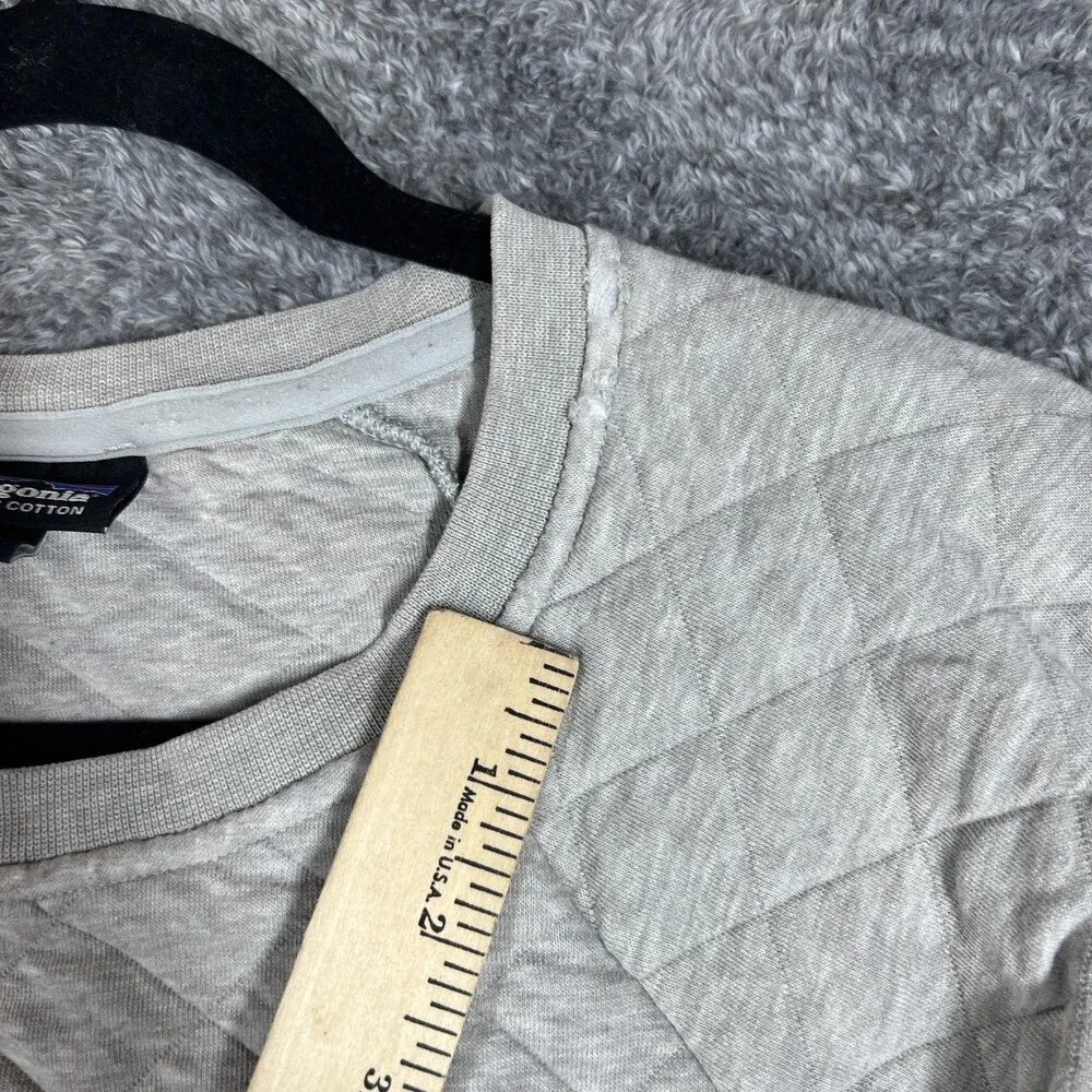 Patagonia Sweatshirt Womens Medium Gray Quilted Worn Wear Pullover STY25310FA18